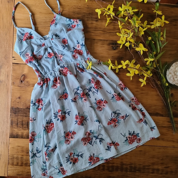 Charlotte Russe Dresses & Skirts - 2/$20! NWOT Adorable Floral Sundress  🌸